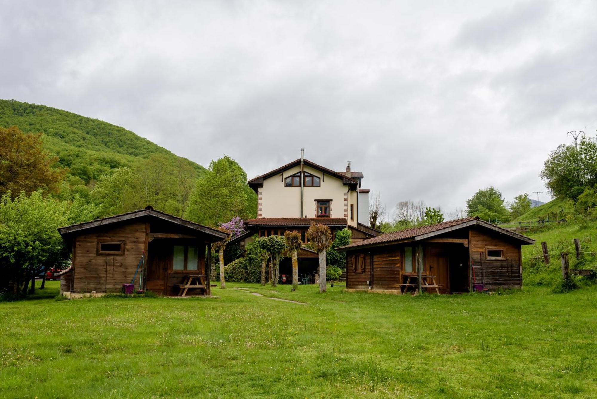 Hotel Rural Picos De Europa Posada De Valdeon Exterior photo